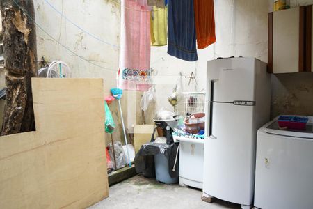 Casa à venda com 170m², 3 quartos e sem vagaÁrea de Serviço