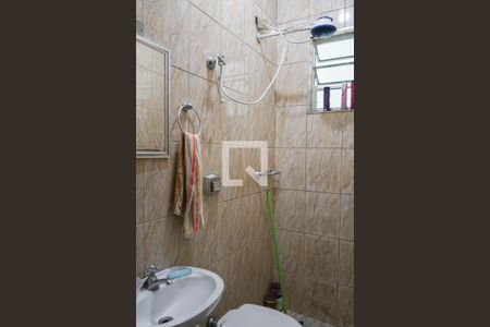 Casa à venda com 170m², 3 quartos e sem vagaBanheiro Social 2