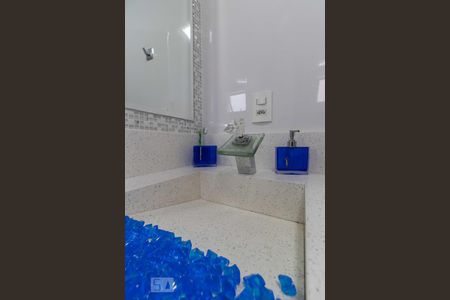 Apartamento à venda com 141m², 3 quartos e 2 vagas Apartamento à venda com 141m², 3 quartos e 2 vagasBanheiro da Suíte 2