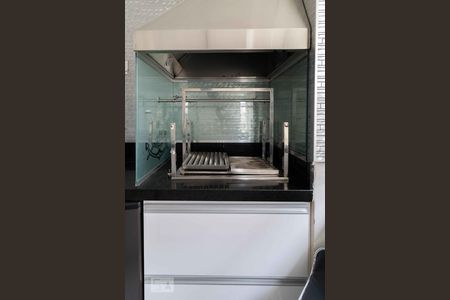 Apartamento à venda com 141m², 3 quartos e 2 vagas Apartamento à venda com 141m², 3 quartos e 2 vagasVaranda gourmet