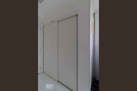 Apartamento à venda com 141m², 3 quartos e 2 vagas Apartamento à venda com 141m², 3 quartos e 2 vagasÁrea de Serviço