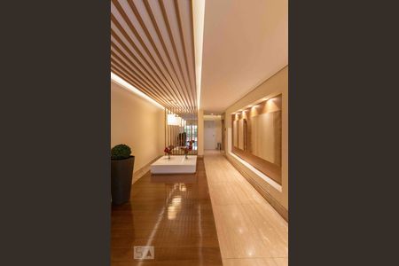 Apartamento à venda com 141m², 3 quartos e 2 vagas Apartamento à venda com 141m², 3 quartos e 2 vagasHall social