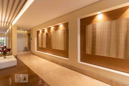 Apartamento à venda com 141m², 3 quartos e 2 vagas Apartamento à venda com 141m², 3 quartos e 2 vagasHall social