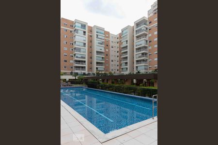 Apartamento à venda com 141m², 3 quartos e 2 vagas Apartamento à venda com 141m², 3 quartos e 2 vagasÁrea comum - Piscina