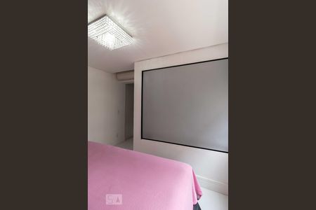 Apartamento à venda com 141m², 3 quartos e 2 vagas Apartamento à venda com 141m², 3 quartos e 2 vagasSuíte 1