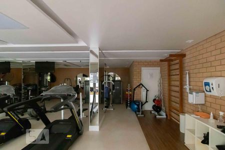Apartamento à venda com 141m², 3 quartos e 2 vagas Apartamento à venda com 141m², 3 quartos e 2 vagasÁrea comum - Academia