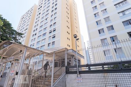 Apartamento para alugar com 95m², 3 quartos e 1 vagaFachada
