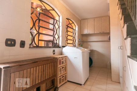 Casa à venda com 198m², 4 quartos e 3 vagasEdícula / Área de Serviço