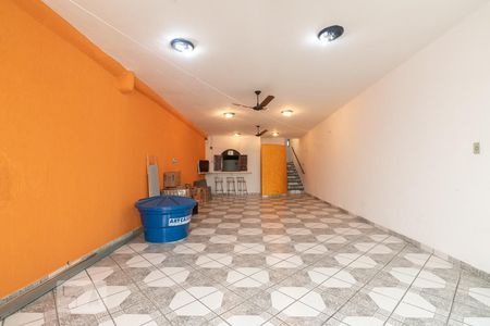 Casa à venda com 198m², 4 quartos e 3 vagasSalão de Festas