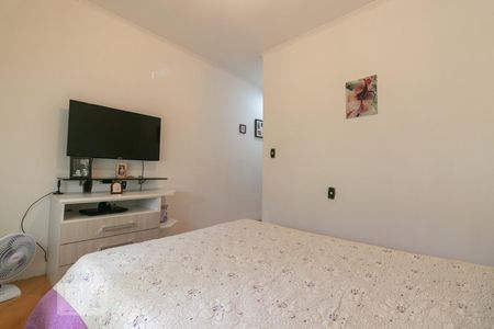 Casa à venda com 198m², 4 quartos e 3 vagasSuíte