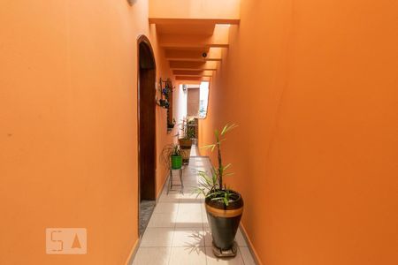 Casa à venda com 198m², 4 quartos e 3 vagasCorredor Externo