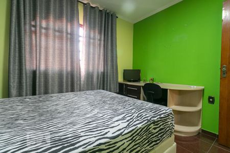 Casa à venda com 198m², 4 quartos e 3 vagasQuarto 1