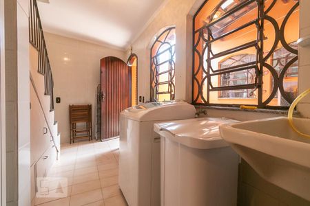 Casa à venda com 198m², 4 quartos e 3 vagasEdícula / Área de Serviço