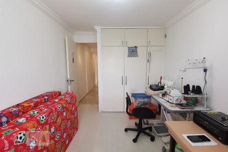 Quarto 1 de apartamento à venda com 2 quartos, 75m² em Vila Suzana, São Paulo