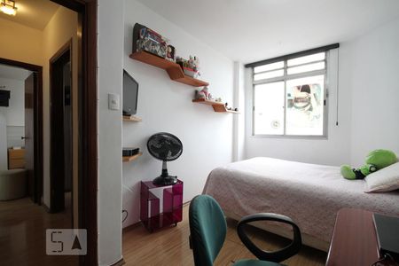 Apartamento à venda com 120m², 3 quartos e sem vagaQuarto 1