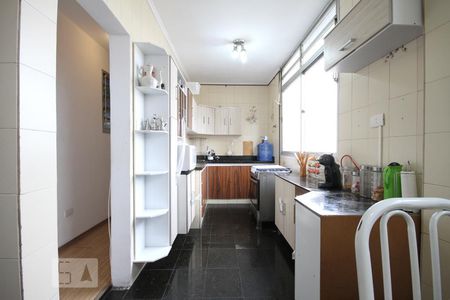 Apartamento à venda com 120m², 3 quartos e sem vagaCozinha