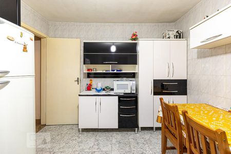 Casa à venda com 150m², 3 quartos e 2 vagasCozinha