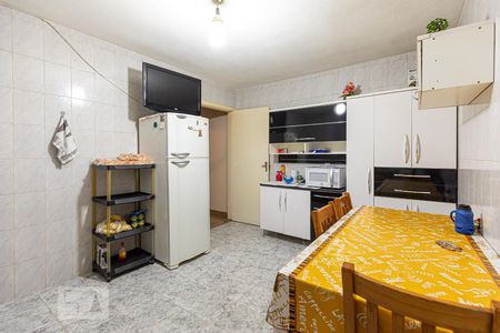 Casa à venda com 150m², 3 quartos e 2 vagasCozinha