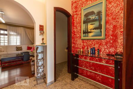 Hall de casa para alugar com 4 quartos, 380m² em Jardim das Vertentes, São Paulo