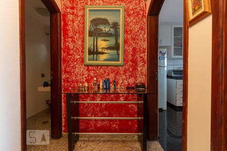 Hall de casa para alugar com 4 quartos, 380m² em Jardim das Vertentes, São Paulo