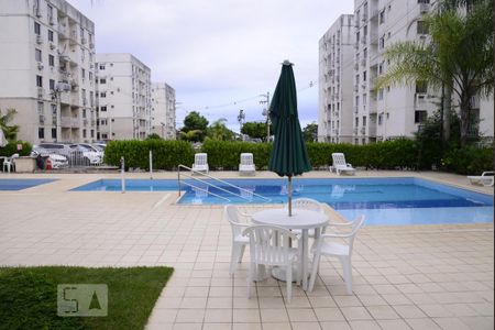 Apartamento à venda com 51m², 2 quartos e sem vagaÁrea comum - Piscina