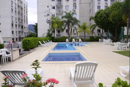 Apartamento à venda com 51m², 2 quartos e sem vagaÁrea comum - Piscina