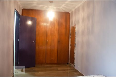 Quarto 1 de casa para alugar com 2 quartos, 130m² em Vila Isolina Mazzei, São Paulo