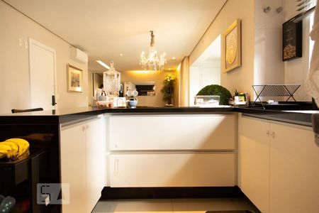 Apartamento à venda com 115m², 2 quartos e 3 vagasCozinha