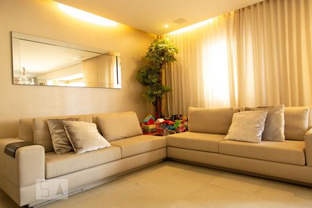 Sala de apartamento à venda com 2 quartos, 115m² em Vila Olímpia, São Paulo