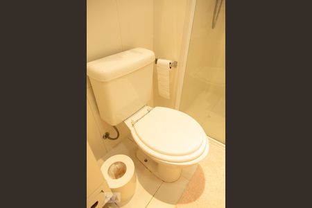 Apartamento à venda com 115m², 2 quartos e 3 vagasBanheiro suíte 2