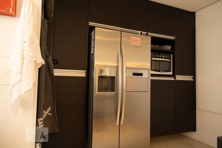 Apartamento à venda com 115m², 2 quartos e 3 vagasCozinha