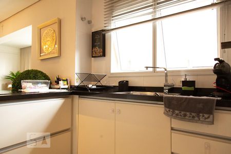 Apartamento à venda com 115m², 2 quartos e 3 vagasCozinha