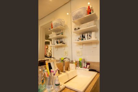 Apartamento à venda com 115m², 2 quartos e 3 vagasBanheiro suíte 1