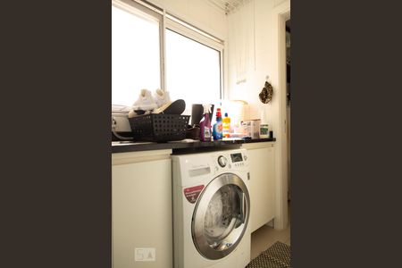 Apartamento à venda com 115m², 2 quartos e 3 vagasÁrea de serviço