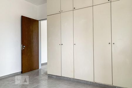 Quarto de apartamento à venda com 1 quarto, 56m² em Centro, Campinas