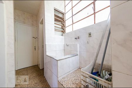 Apartamento para alugar com 115m², 3 quartos e sem vagaÁrea de Serviço