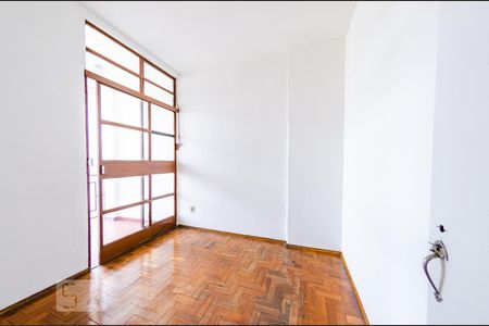 Apartamento para alugar com 115m², 3 quartos e sem vagaQuarto 2