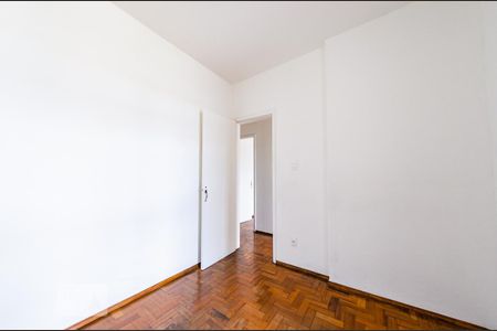 Apartamento para alugar com 115m², 3 quartos e sem vagaQuarto 2
