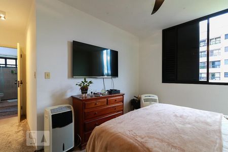 Apartamento à venda com 126m², 4 quartos e 2 vagas Apartamento à venda com 126m², 4 quartos e 2 vagasQuarto Suíte