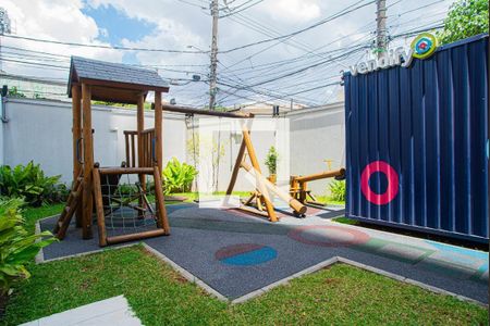 Studio à venda com 26m², 1 quarto e sem vaga Studio à venda com 26m², 1 quarto e sem vagaÁrea comum - Playground