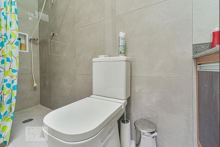 Casa à venda com 302m², 3 quartos e 4 vagas Casa à venda com 302m², 3 quartos e 4 vagasBanheiro da Suite 1