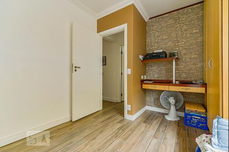 Casa à venda com 302m², 3 quartos e 4 vagas Casa à venda com 302m², 3 quartos e 4 vagasQuarto 1