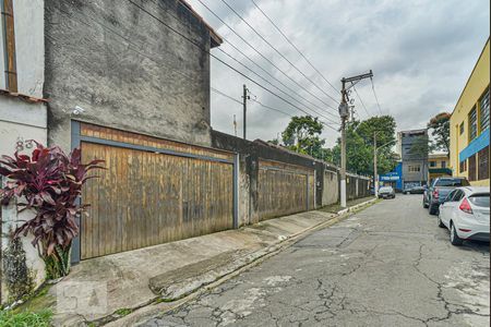 Casa à venda com 302m², 3 quartos e 4 vagas Casa à venda com 302m², 3 quartos e 4 vagasFachada