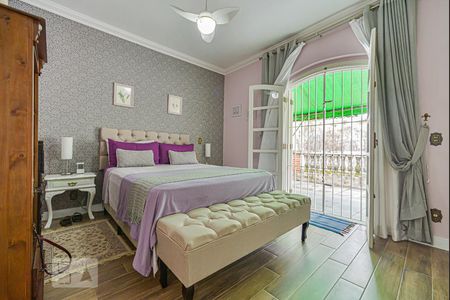 Casa à venda com 302m², 3 quartos e 4 vagas Casa à venda com 302m², 3 quartos e 4 vagasSuite 1