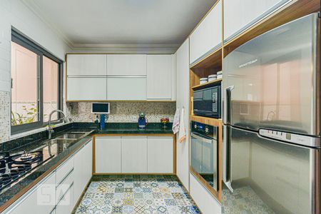 Casa à venda com 302m², 3 quartos e 4 vagas Casa à venda com 302m², 3 quartos e 4 vagasCozinha