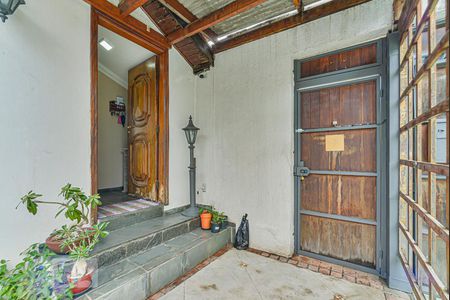 Casa à venda com 302m², 3 quartos e 4 vagas Casa à venda com 302m², 3 quartos e 4 vagasHall de Entrada