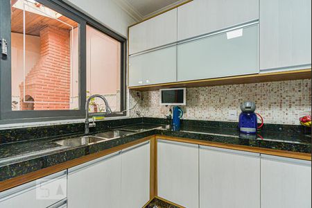 Casa à venda com 302m², 3 quartos e 4 vagas Casa à venda com 302m², 3 quartos e 4 vagasCozinha