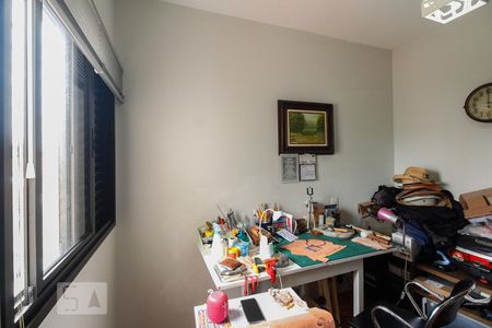 Apartamento à venda com 122m², 4 quartos e 4 vagas Apartamento à venda com 122m², 4 quartos e 4 vagasQuarto 2