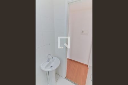 Apartamento à venda com 40m², 2 quartos e sem vaga Apartamento à venda com 40m², 2 quartos e sem vagaBanheiro