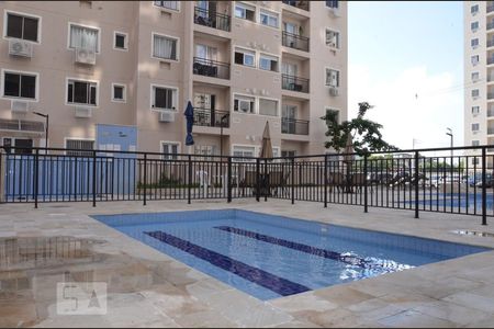 Apartamento à venda com 49m², 2 quartos e sem vagaÁrea comum - Piscina